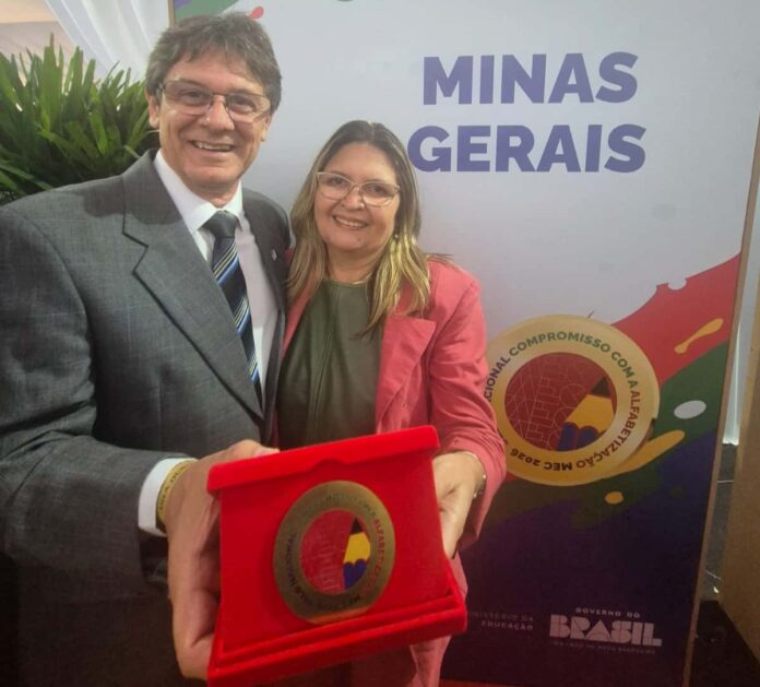 varginha-selo-ouro-alfabetizacao Varginha conquista Selo Ouro nacional e reforça destaque na alfabetização
