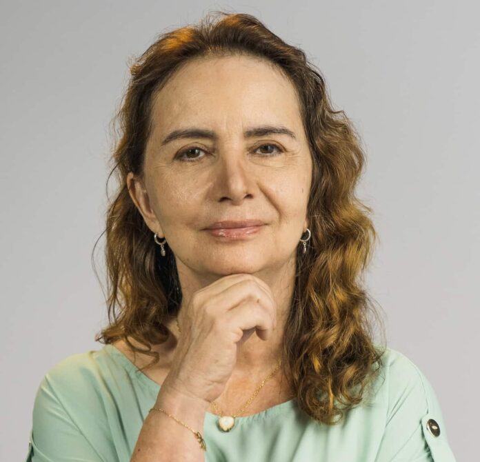 Sebrae Minas traz Lúcia Helena Galvão a Varginha Sebrae Minas traz Lúcia Helena Galvão a Varginha