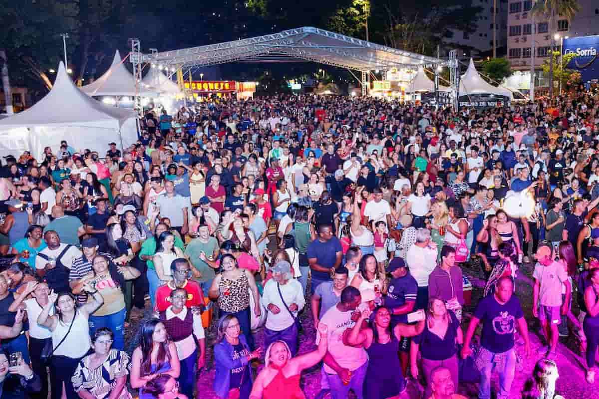 Varginha reúne 8 mil pessoas na Festa do Trabalhador