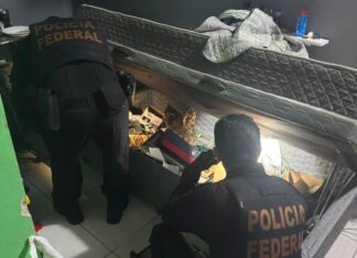 Polícia Federal cumpre mandado em Três Corações durante operação contra abuso sexual infantojuvenil PF cumpre mandado em Três Corações durante operação contra abuso sexual infantojuvenil