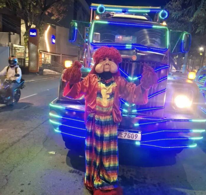 Carreta da alegria fofão