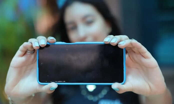 estudo-mostra-jovens-conscientes-de-que-internet-precisa-melhorar estudo-mostra-jovens-conscientes-de-que-internet-precisa-melhorar