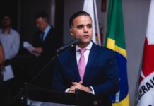 Presidente da OAB-MG participa da Semana Jurídica do UNILAVRAS com palestra sobre advocacia e inteligência artificial