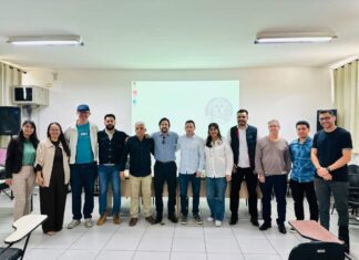 Vereadores participam de reunião na Superintendência Regional de Saúde para conhecer novo sistema estadual de regulação de pacientes Vereadores participam de reunião na Superintendência Regional de Saúde para conhecer novo sistema estadual de regulação de pacientes