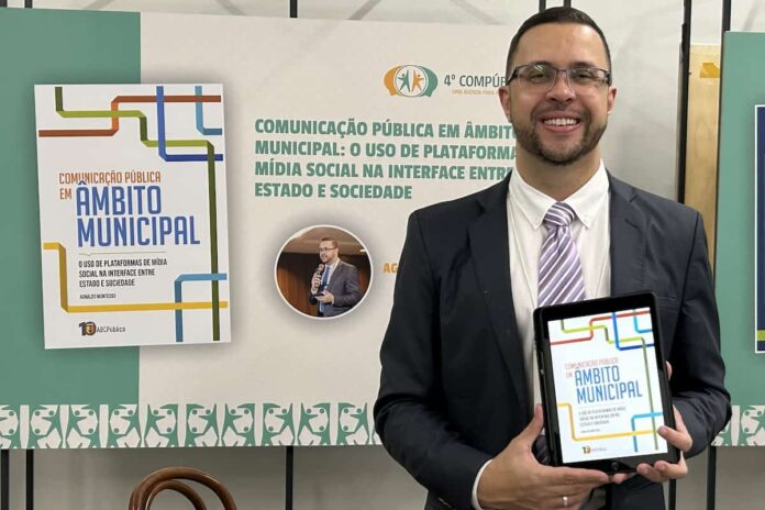 Agnaldo_montesso-livro Agnaldo Montesso apresenta o livro sobre Comunicação Pública municipal, resultado de pesquisa desenvolvida no mestrado da UNIFAL-MG, campus Varginha