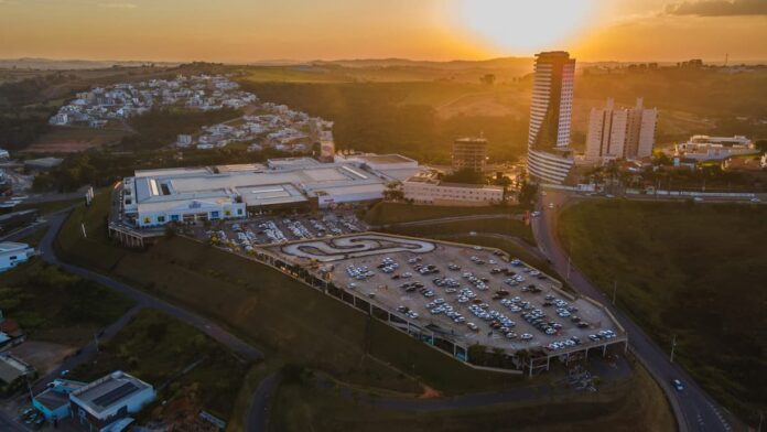 Via café shopping center varginha
