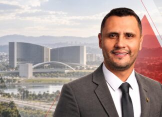 Cleitinho é eleito governador de Minas Gerais no primeiro turno Cleitinho Azevedo eleito governador de Minas Gerais nas Eleições 2026
